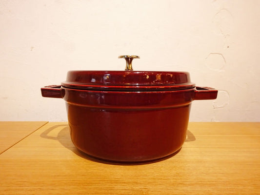 ストウブ STAUB ピコ ココット ラウンド 22cm 両手鍋 ホーロー鍋 グレナディンレッド 美品 元箱付 ★