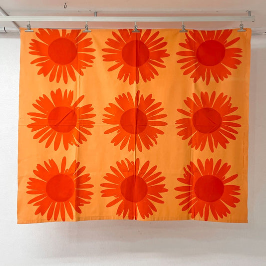 プリンテックス Printex (マリメッコ Marimekko) Auringonkukka 生地 ファブリック 140×116cm マイヤ・イソラ Maija Isola フィンランドビンテージ A ●