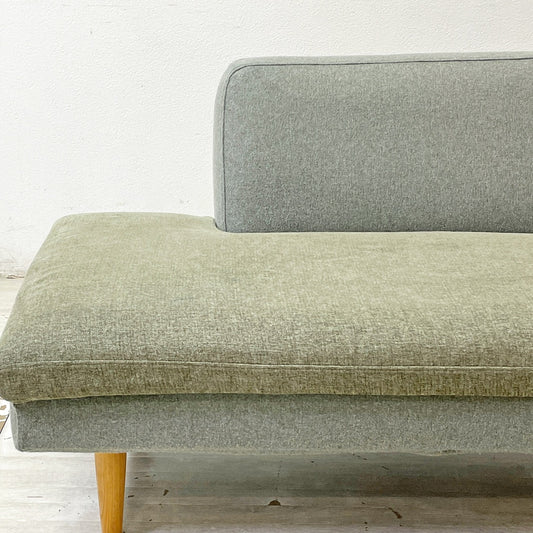 モモナチュラル MOMO NATURAL アルネ レイドバック ベンチ ARNE LAID-BACK BENCH アームレス ハーフバック グレー×グリーン リビングダイニングソファ ●