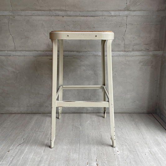 リオン LYON ファクトリー スツール FACTORY STOOL Lサイズ Putty White プレスウッドシート P.F.S取り扱い A ♪