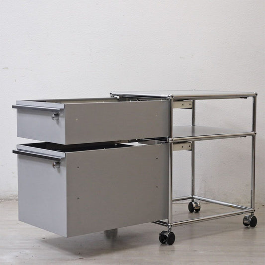 ユーエスエムハラー USM Haller モジュラーファニチャー Modular Furniture デスクワゴン ロールボーイ マットシルバー 鍵付 ●