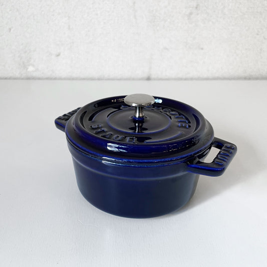 ストウブ STAUB ピコ・ココット ラウンド グランブルー 10cm 鋳物 フランス 定価￥15,400- ◎